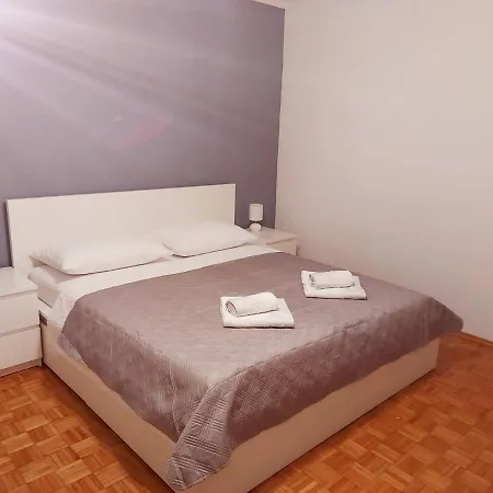 Karla Apartamento Split