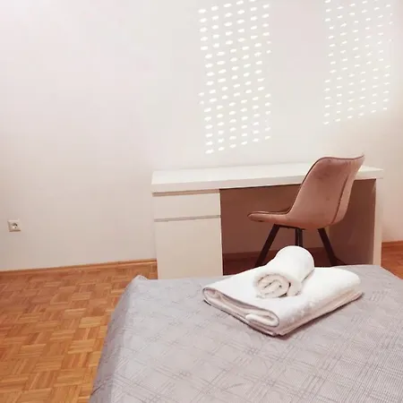 Karla Apartamento Split